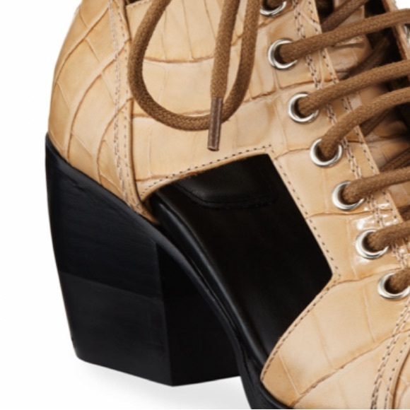 CHLOE RYLEE CUTOUT CROC-EMBOSSED LEATHER BOOTIES EXCLUSIVE BERGDORF GOODMAN SZ 8 - Picture 3 of 8